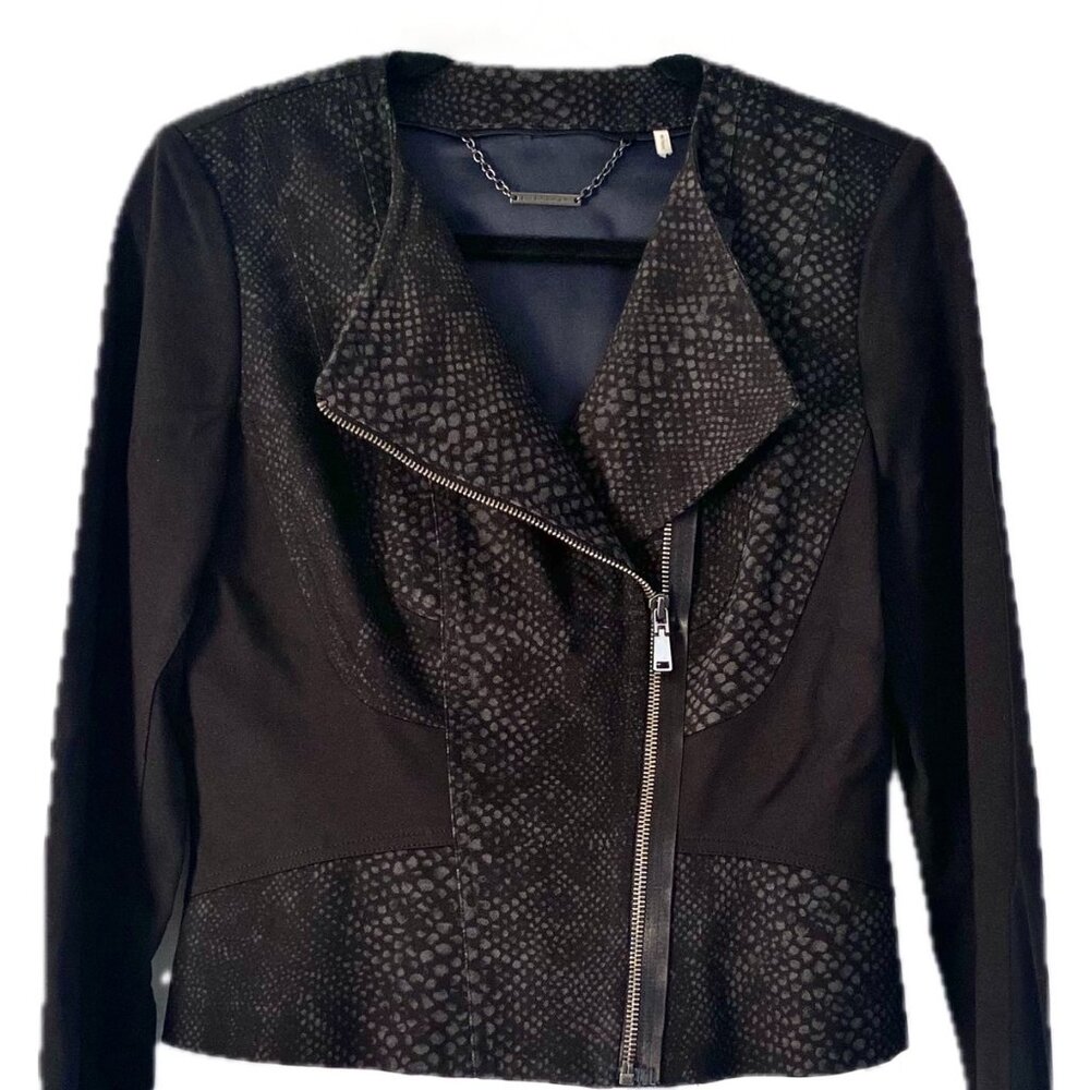 Elie Tahari Python Pattern Vegan Suede Cropped Mo… - image 2